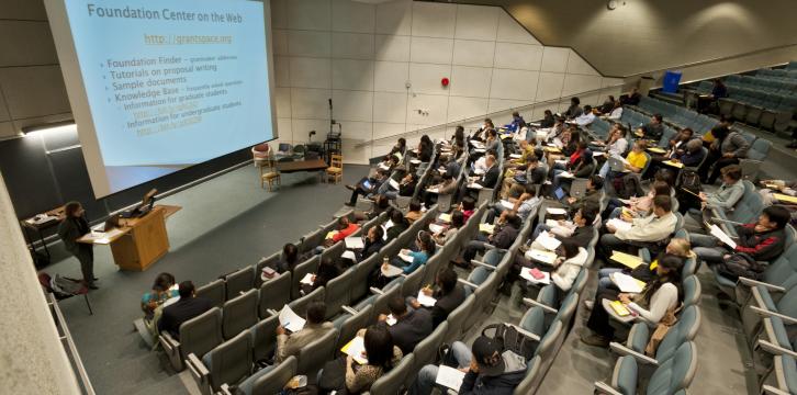 Ikuti berbagai macam pelatihan, seminar, maupun konferensi untuk mengembangkan dirimu via artcons.udel.edu