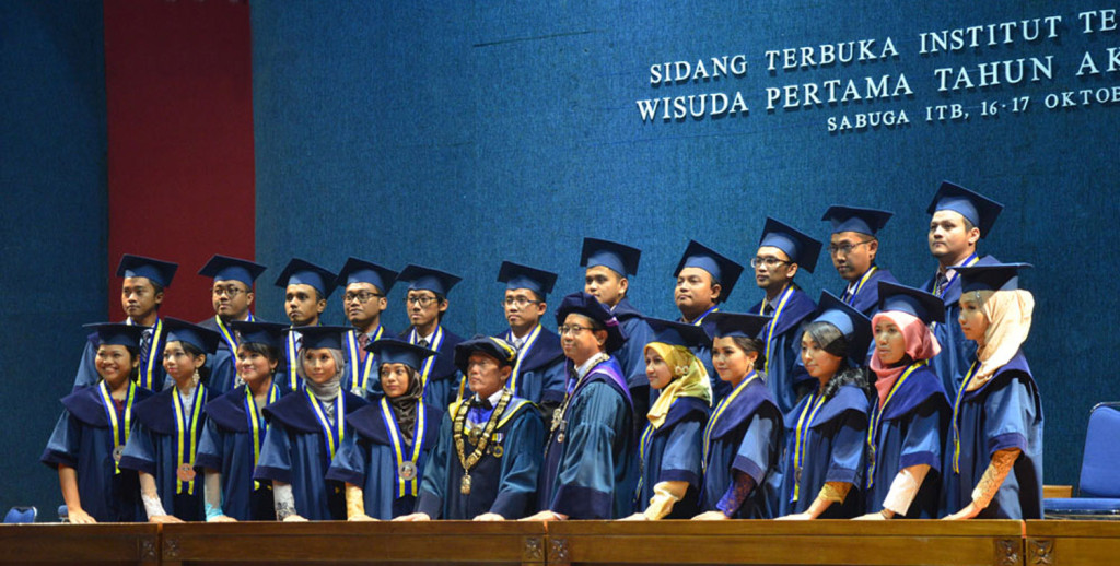 Wisuda ITB via itb.ac.id