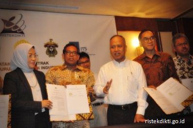 perguruan tinggi