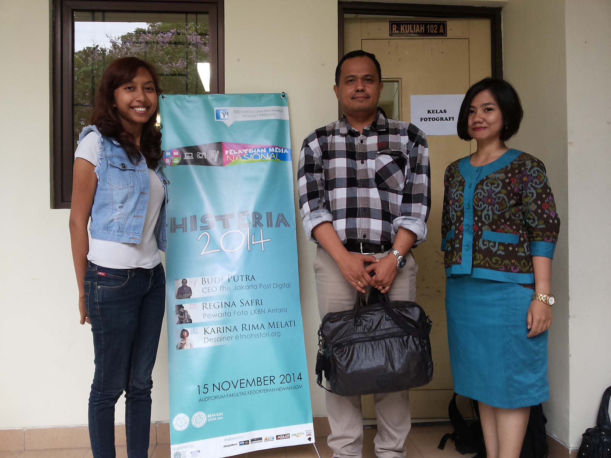 Karina sebagai pengisi seminar nasional di Pelatihan Media Nasional Histeria 2014 Universitas Gadjah Mada dok Karina Rima Melati