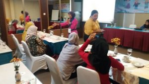 Perjalanan Karir Rusiana Sebagai Dosen PBI di UMK