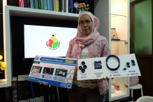ilmu material