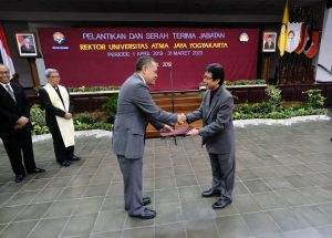 atma jaya