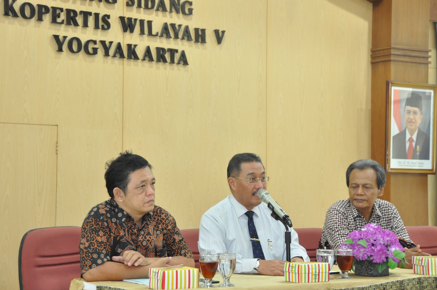 LLDIKTI Wilayah V Gelar Bimtek Perubahan Badan Pengurus