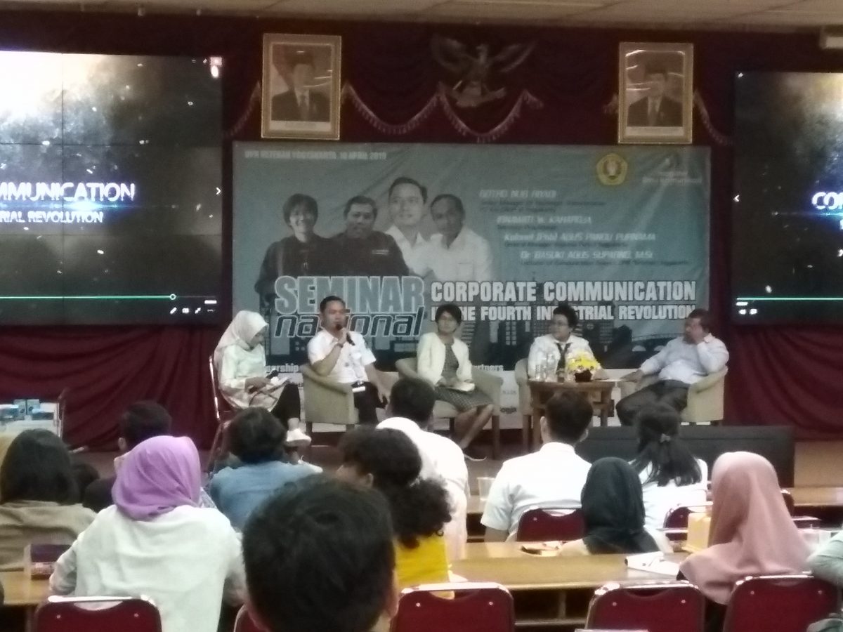 komunikasi korporat