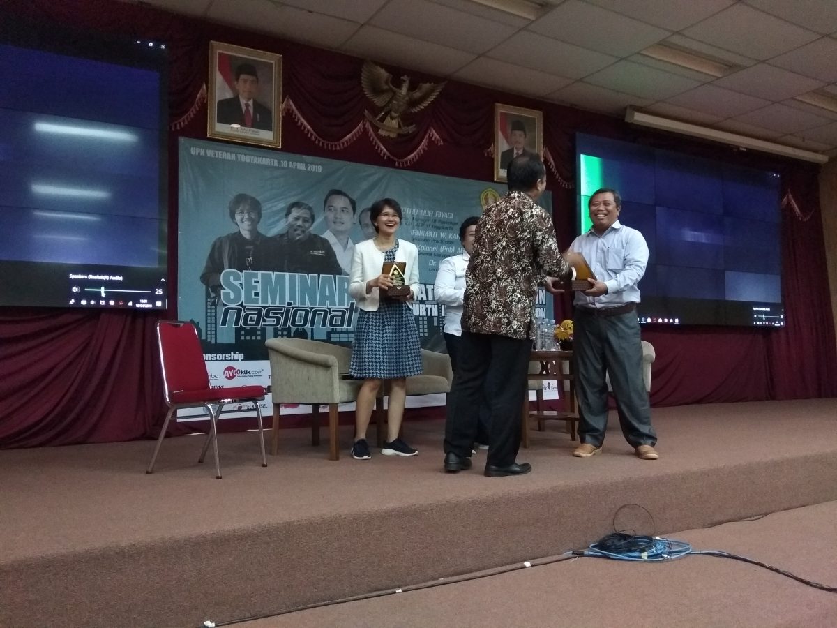 komunikasi korporat