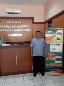 menjadi dosen