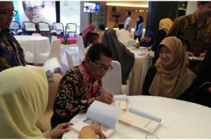 menjadi rektor UAD