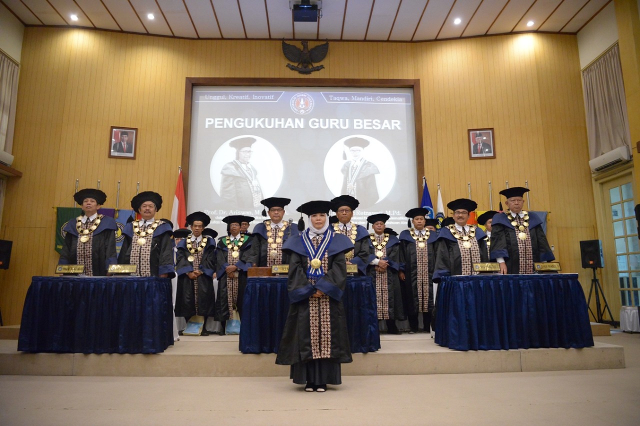 guru besar