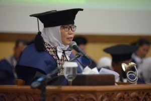 guru besar