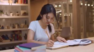 menulis buku ajar