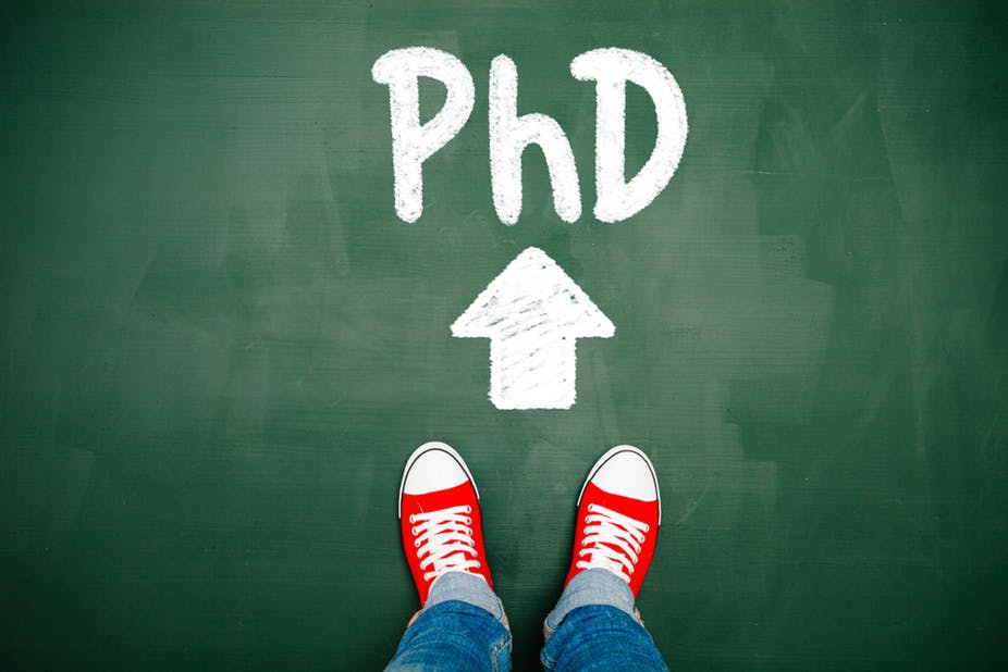 Meraih gelar Ph.D