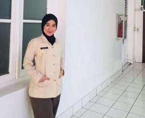 dosen muda kebidanan