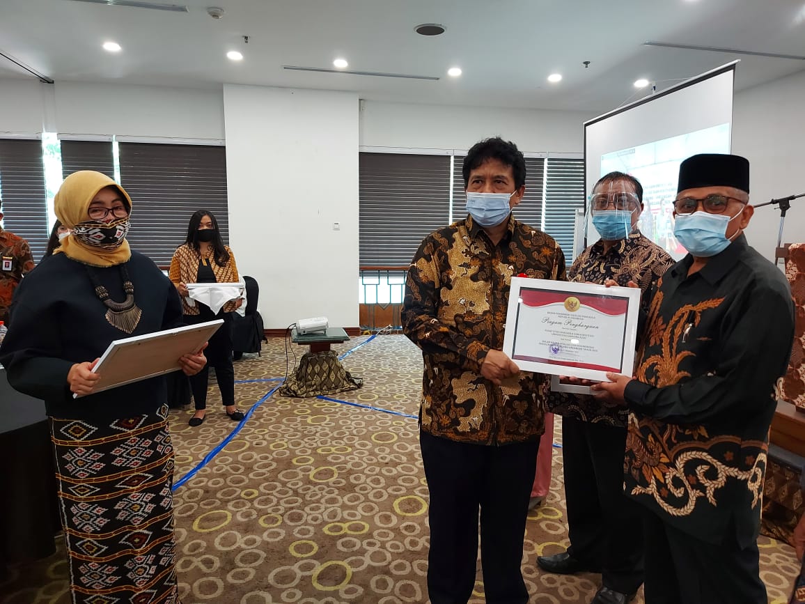 Perjalanan Karir Dr. Muhammad Natsir dalam Menekuni Profesi Dosen