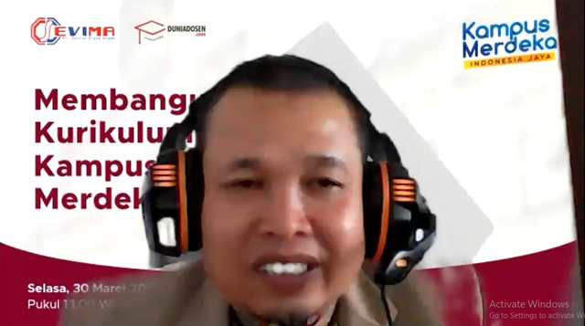Pak Kurniawan dalam webinar program MBKM