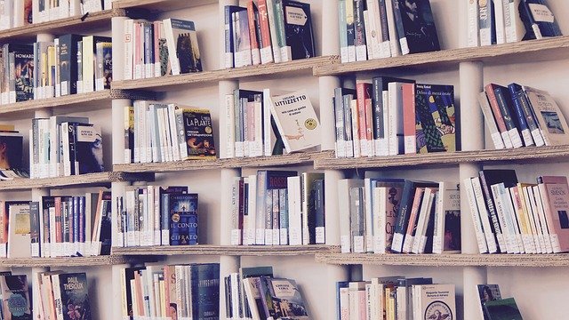 ciri ciri buku non fiksi