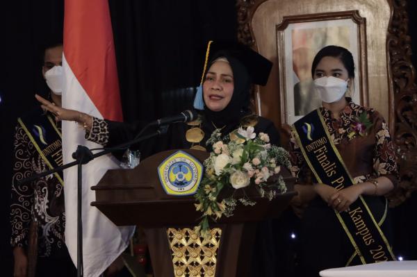 rektor unitomo