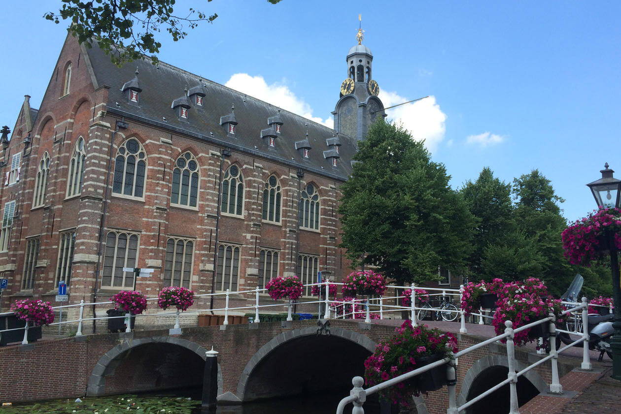 Program Post Doctoral Diktiristek-Leiden University